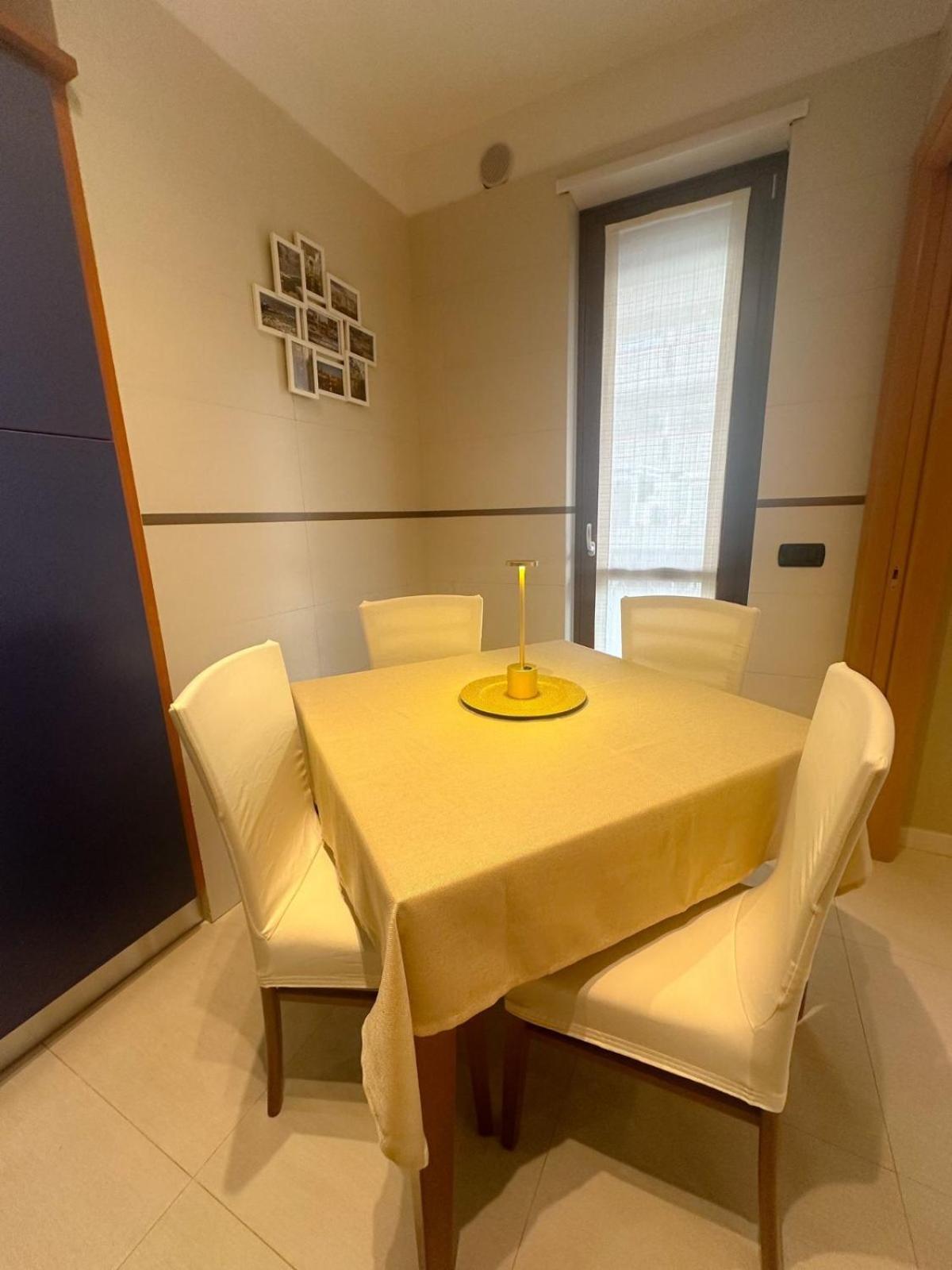 Versomare House مونوبولي المظهر الخارجي الصورة