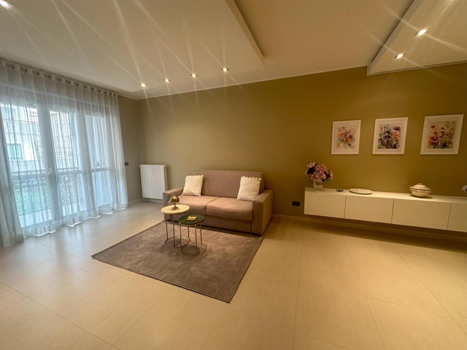 Versomare House مونوبولي المظهر الخارجي الصورة