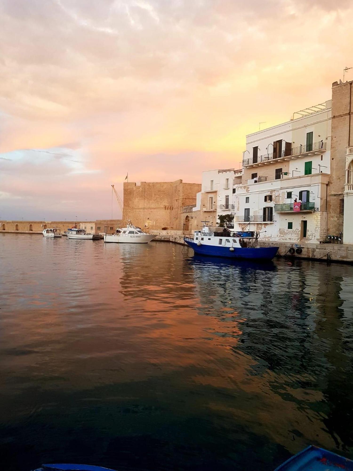 Versomare House مونوبولي المظهر الخارجي الصورة
